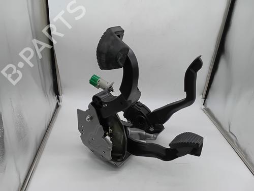 Pedal OPEL CROSSLAND X / CROSSLAND (P17, P2QO) 1.2 (75) 9807334080
