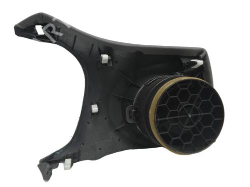 Air vent TOYOTA YARIS (_P13_) 1.4 D (NLP130_, NLP130) | BP18573409I21