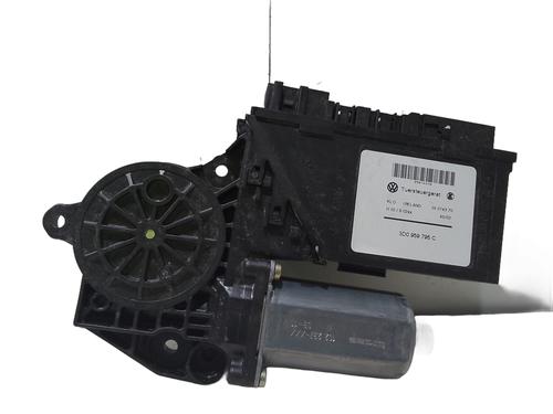 Used Left rear window motor Left rear window motor VW TOUAREG (7LA, 7L6, 7L7) 5.0 V10 TDI (313 hp) 34438136 34438136