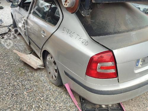 Left taillight SKODA OCTAVIA II (1Z3) 1.9 TDI | BP18589522C34 