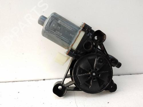 Used Left front window motor AUDI A3 Sportback (8VA, 8VF) RS3 quattro (367 hp) 18584693