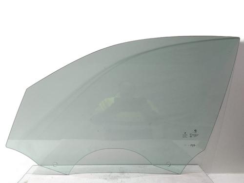 Dør rude ventre foran BMW 1 (F20) 118 i (136 hp) 32208237