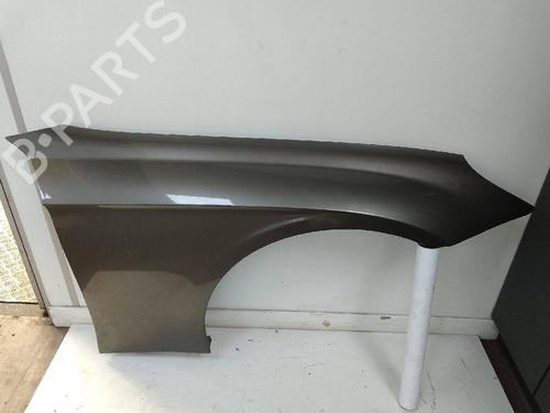 Used Right front fenders MERCEDES-BENZ CLS (C219) [2004-2011]  24736691
