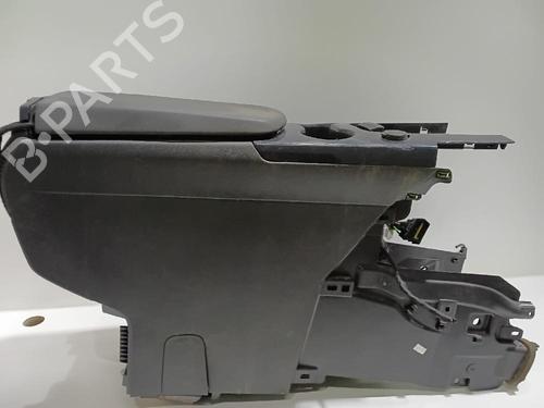 Midtkonsoll PEUGEOT 3008 I MPV (0U_) 2.0 HDi 150 / BlueHDi 150 (150 hp) 27539375