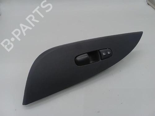 Used Right front window switch NISSAN PULSAR Hatchback (C13) 1.5 dCi (110 hp) 27695177