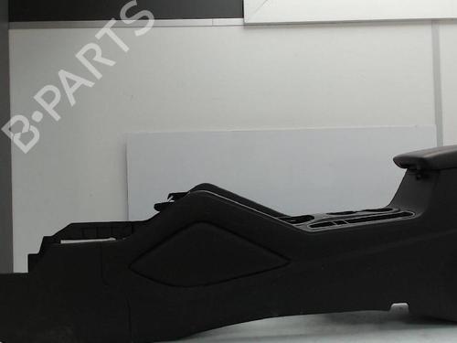 Middle console HYUNDAI TUCSON (TL, TLE) 1.6 CRDi hybrid 48V All-wheel Drive | BP23255937I22 