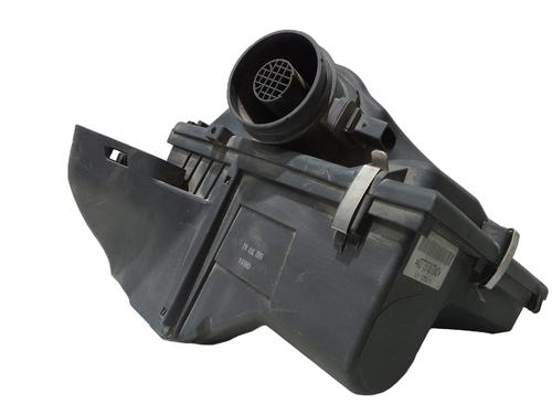 Air filter box BMW 3 Touring (E91) 320 d | BP33871068M87 - Image 2