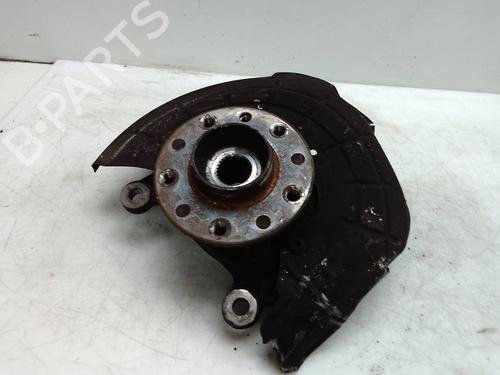 Used Left front steering knuckle Left front steering knuckle FIAT 500X (334_) 1.6 D Multijet (334AXA1B, 334AXA11) (120 hp) 18581701 18581701