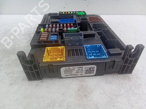 Used Fuse box OPEL COMBO E Tour / Life (K9) 1.5 (76 hp) 26055460