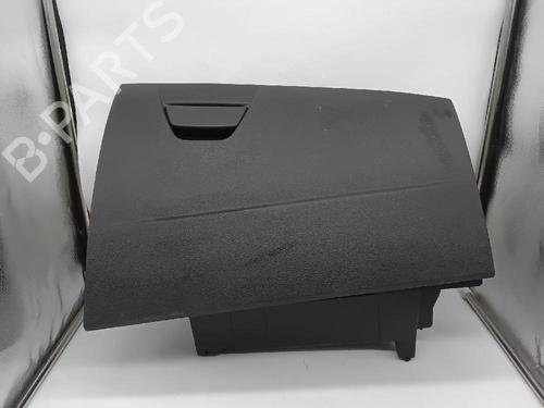 Used Glove box FORD FOCUS III 1.0 EcoBoost (140 hp) 27447810