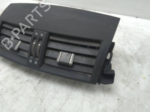Used Air vent TOYOTA RAV 4 III (_A3_) 2.2 D 4WD (ALA30_, ALA30R) (150 hp) 19082567