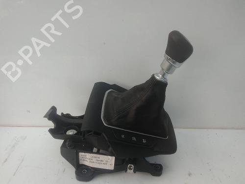 Selector da caixa Selector da caixa FORD FOCUS IV (HN) 1.0 EcoBoost (125 hp) 21284599 21284599