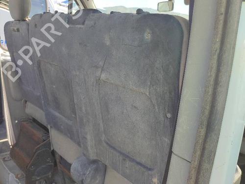 Used Right front seat NISSAN INTERSTAR Van (X70) dCI 90 (90 hp) 18580561