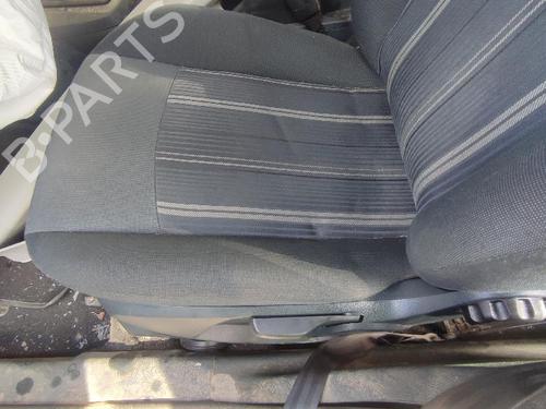 Stol venstre foran HYUNDAI ix35 (LM, EL, ELH) 2.0 CRDi 4WD (177 hp) 18590958