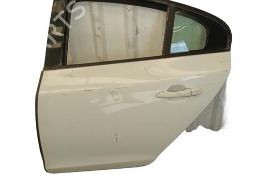 Used Left rear door Left rear door 39402116 39402116