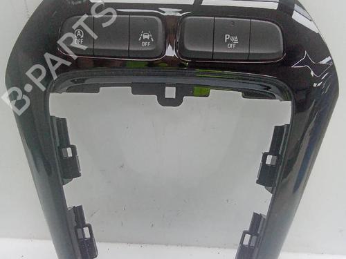 Used Switch OPEL CORSA F (P2JO) 1.2 (68) (101 hp) 22379377
