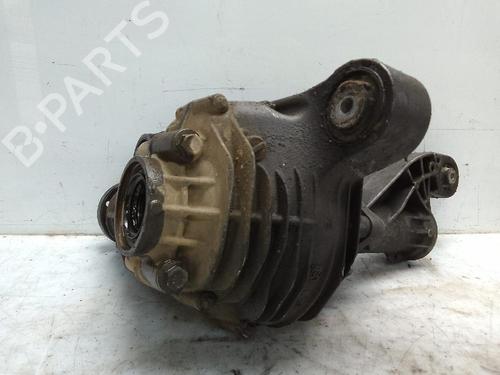 Used Front differential MERCEDES-BENZ M-CLASS (W164) ML 350 CDI 4-matic (164.122) (224 hp) 27173216