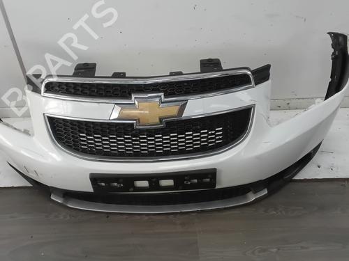 Used Front bumper CHEVROLET ORLANDO (J309) 2.0 D (163 hp) 29519657