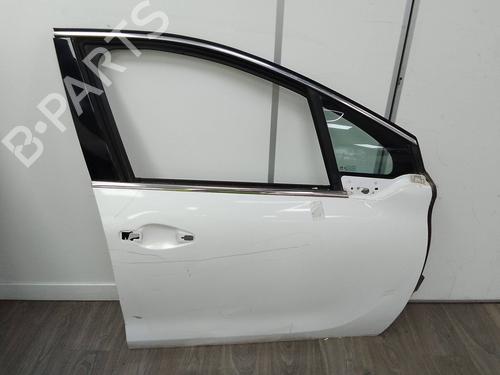 Used Right front door Right front door 20115756 20115756