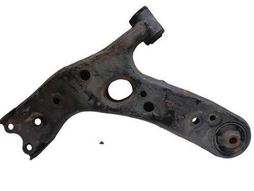 Used Right front suspension arm Right front suspension arm TOYOTA AURIS (_E18_) 1.8 Hybrid (ZWE186_, ZWE186R) (136 hp) 34153460 34153460