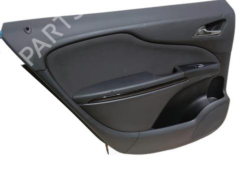 Forra trás esquerda Forra trás esquerda OPEL ZAFIRA TOURER C (P12) 2.0 CDTi (75) (165 hp) 33953396 33953396