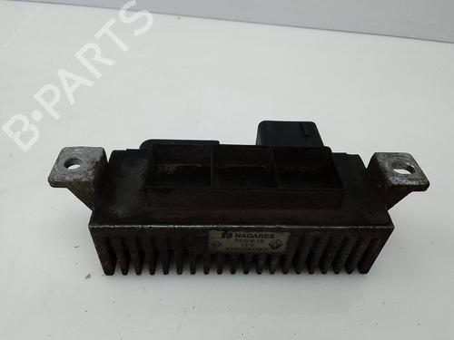 Módulo eletrónico Módulo eletrónico RENAULT MASTER III Platform/Chassis (EV, HV, UV) 2.3 dCi 150 FWD (EV0F, HV0F, UV0F, EV03, HV03, UV03) (150 hp) 20503940 20503940