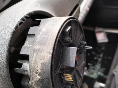 Used Squib airbag Squib airbag SMART FORTWO Coupe (451) 1.0 (451.331, 451.380) (71 hp) 32723724 32723724