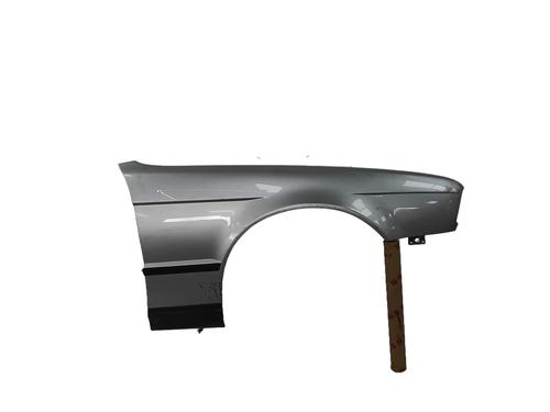 Used Right front fenders Right front fenders BMW 5 (E34) 525 i 24V (192 hp) 34419322 34419322