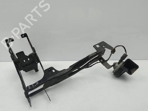 Used Left headlight support Left headlight support BMW 1 (F20) 116 i (136 hp) 20504806 20504806