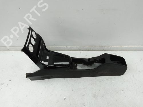 Mittelkonsole Mittelkonsole CITROËN C3 II (SC_) 1.0 VTi 68 (68 hp) 19938236 19938236