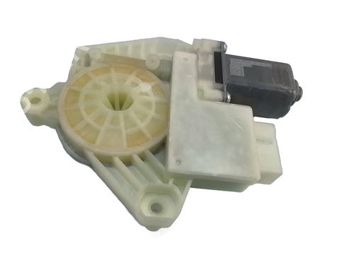 right-rear-window-motor-vw-golf-vii-variant-ba5-bv5-2013-2014-2015-2016-2017-2018-2019-2020-2021-2022-28144946 main image