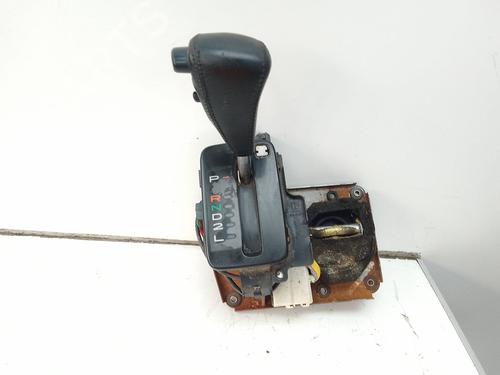 Used Shift knob Shift knob TOYOTA LAND CRUISER 100 (_J1_) 4.7 (UZJ100_, UZJ100R) (235 hp) 18580972 18580972