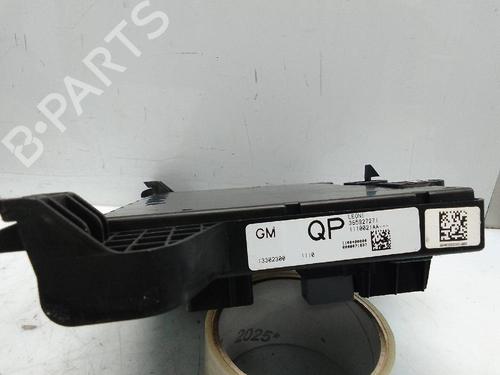 Used Fuse box OPEL ASTRA J (P10) 1.7 CDTI (68) (125 hp) 24465669