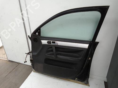 Right front door VW TOUAREG (7LA, 7L6, 7L7) 2.5 R5 TDI | BP25045604C3 