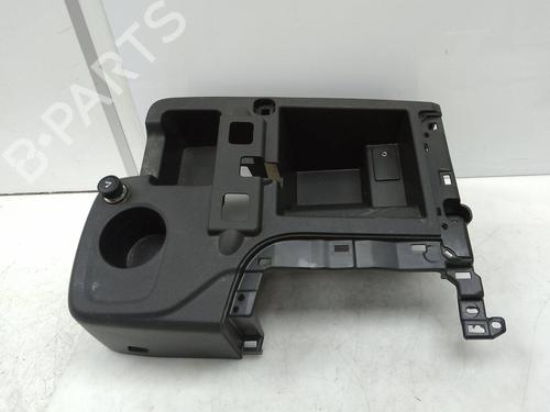 Used Middle console Middle console 21832808 21832808
