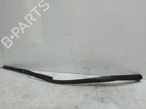 Front windshield wiper arm HYUNDAI i30 (PDE, PD, PDEN) 1.6 CRDi | BP28840405C143 