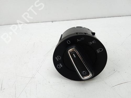 Used Electronic module Electronic module SEAT LEON ST (5F8) 1.6 TDI (115 hp) 18890823 18890823