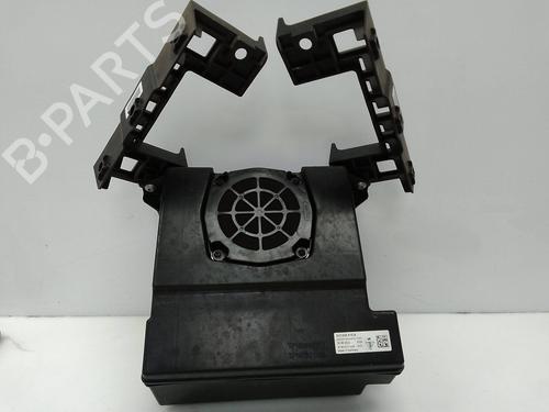 Speaker PORSCHE TAYCAN (Y1A) Electric (Y1AAA1, Y1AAI1) 9J1035915A
