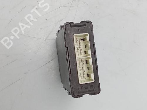 Used Gearbox control unit LEXUS CT (ZWA10_) 200h (ZWA10_, ZWA10R) (136 hp) 23207421