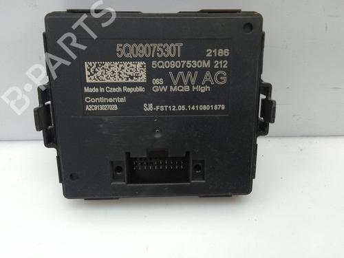 Used Electronic module SEAT LEON (5F1) 2.0 TDI (150 hp) 28150501