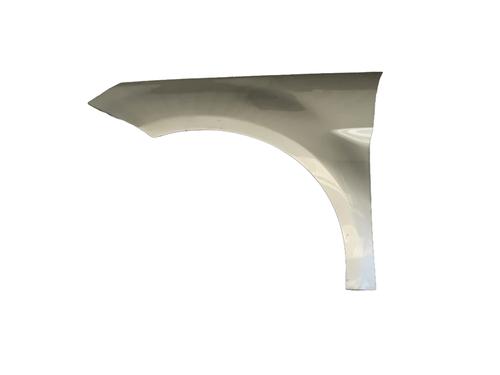 Used Left front fenders Left front fenders 35778530 35778530