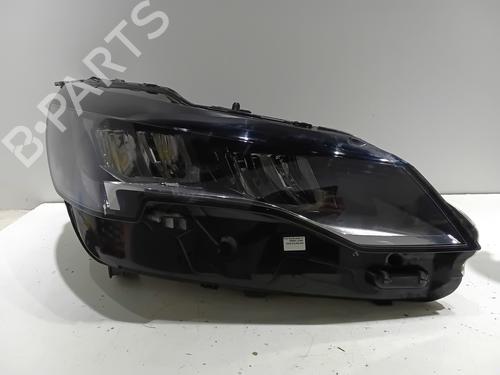 Used Right headlight Right headlight PEUGEOT 3008 II SUV (MC_, MR_, MJ_, M4_) Hybrid 180 (M4DGLU) (179 hp) 38773033 38773033
