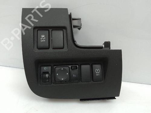 Switch NISSAN MICRA IV (K13K, K13KK) 1.2 | BP21011797I30