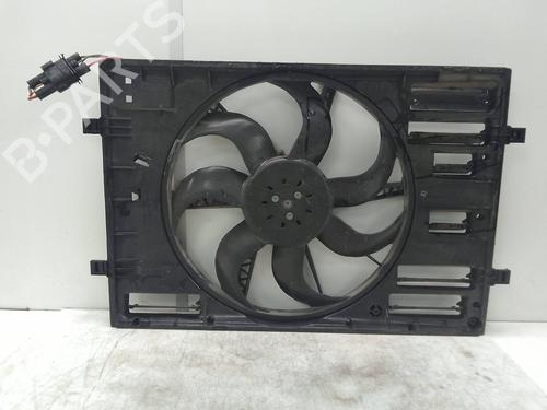 Used Radiator fan AUDI Q3 (F3B) 35 TFSI (150 hp) 28149746