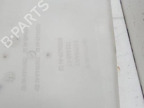 Used Windscreen washer tank BMW 5 Touring (F11) 520 d xDrive (190 hp) 19733165