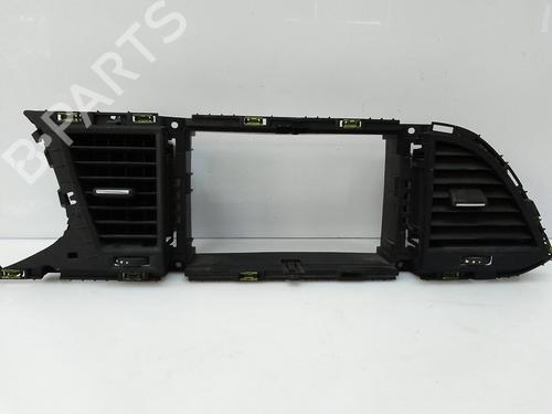air-vent-seat-leon-5f1-2012-2013-2014-2015-2016-2017-2018-2019-2020-2021-28150509 main image