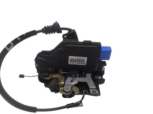 Used Front right lock VW PHAETON (3D1, 3D2, 3D3, 3D4, 3D6, 3D7, 3D8, 3D9) 6.0 W12 4motion (420 hp) 30921648