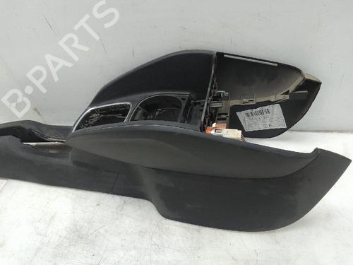 Middle console AUDI A1 Sportback (8XA, 8XF) 1.6 TDI | BP25835969I22 