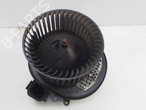 Used Heater blower motor BMW 2 Coupe (F22, F87) 218 i (136 hp) 30526848