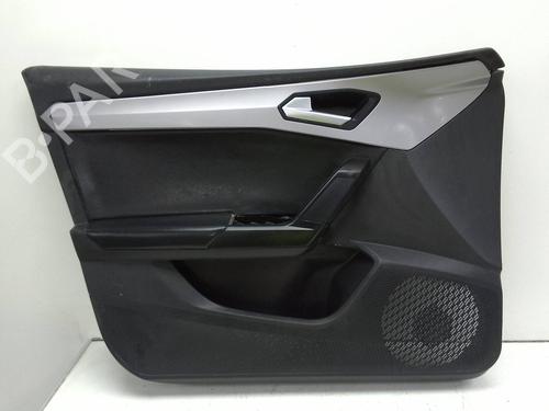 Bekleding voor links SEAT LEON (KL1, KLG) 2.0 TDI (150 hp) 28150423